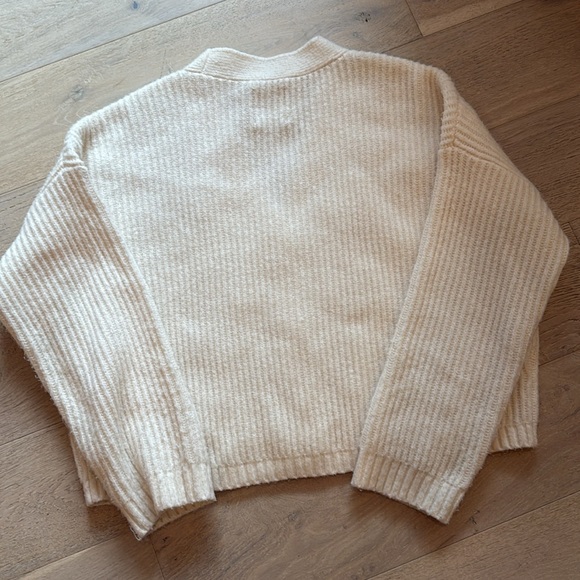 Abercrombie & fitch ribbed cream cardigan - Picture 3 of 3